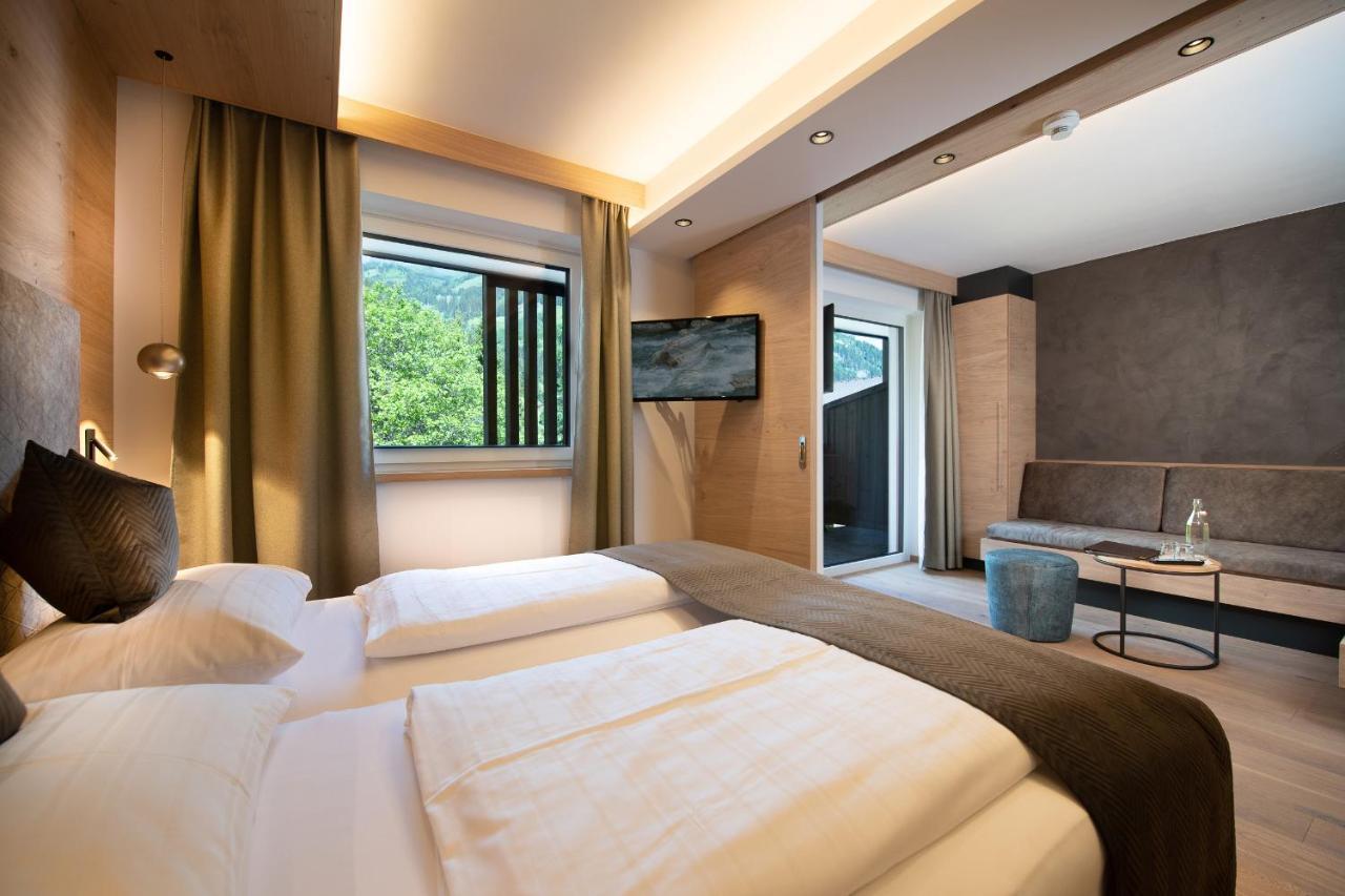 Hotel Alpina เราริส ภายนอก รูปภาพ